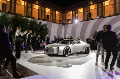 Μόνο ως ηλεκτρικό θα βγει το Audi Concept C